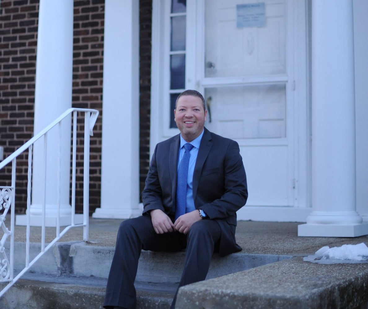 Dr. Ron Daulton, Jr. at Hammond Chiropractic Life Center, Inc.